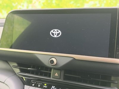 TOYOTA CROWN CROSSOVER - 9