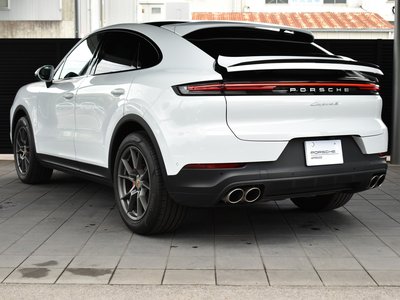 صورة 6 لـ 2023 Porsche CAYENNE