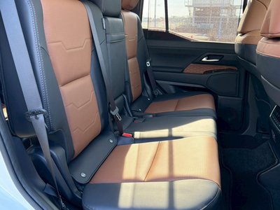 2025 Lexus GX photo 10