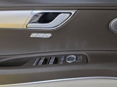 2023 Genesis GV80 — миниатюра 15