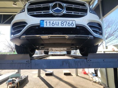 MERCEDES-BENZ GLS - 1