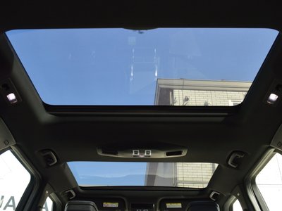 LAND ROVER DISCOVERY - 7