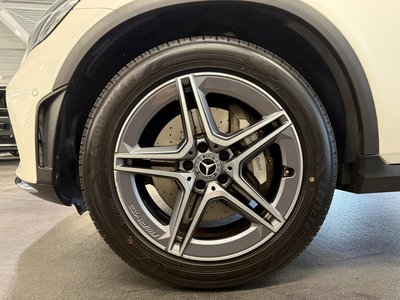MERCEDES-BENZ GLC - 10