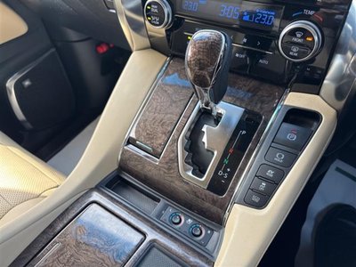 2022 TOYOTA ALPHARD — миниатюра 16
