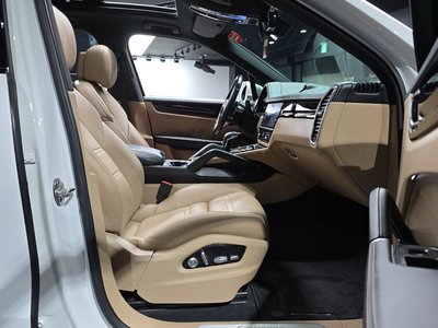 صورة مصغرة 16 لـ 2020 Porsche CAYENNE
