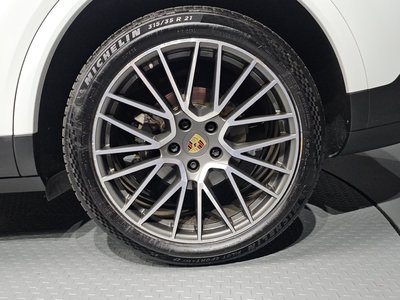 صورة 8 لـ 2020 Porsche CAYENNE