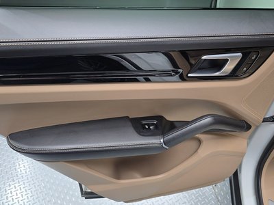 صورة مصغرة 15 لـ 2020 Porsche CAYENNE