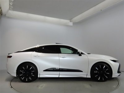 TOYOTA CROWN CROSSOVER - 7