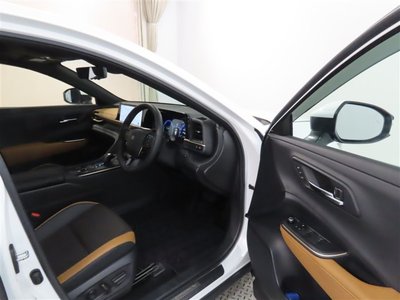 TOYOTA CROWN CROSSOVER - 9