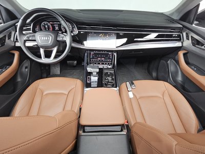 AUDI Q8 - 5