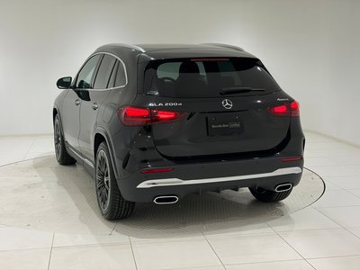 MERCEDES-BENZ GLA - 4