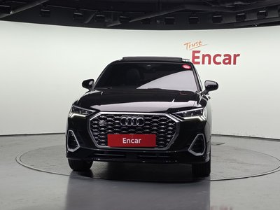 AUDI Q3 - 2