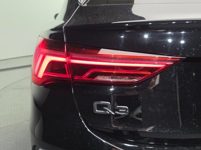 AUDI Q3 - 10