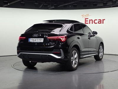 AUDI Q3 - 3