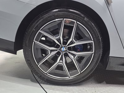BMW 5 SERIES - 6