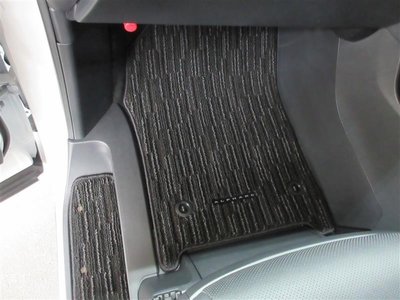 TOYOTA ALPHARD - 10
