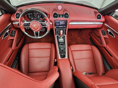 صورة 5 لـ 2023 Porsche 718