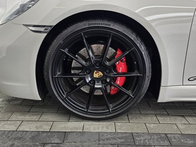 صورة 6 لـ 2023 Porsche 718
