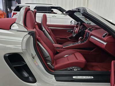 2023 Porsche 718 — миниатюра 17