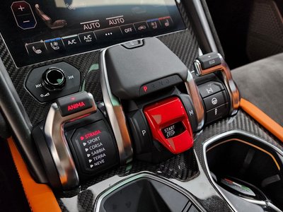 صورة مصغرة 12 لـ 2022 Lamborghini URUS