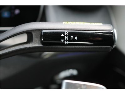 2024 Mercedes-BENZ GLC — миниатюра 17
