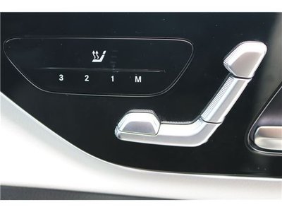 2024 Mercedes-BENZ GLC — миниатюра 12