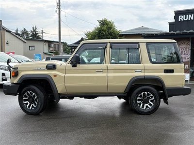 2025 Toyota LAND CRUISER 70 照片 9