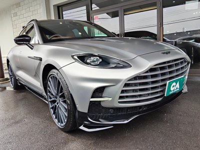 ASTON MARTIN DBX - 1