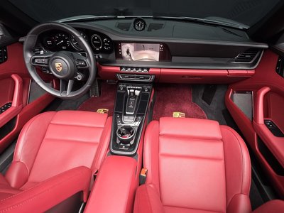 PORSCHE 911 - 5