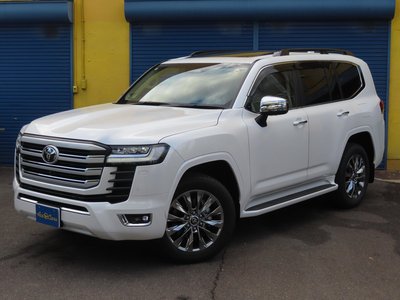 TOYOTA LAND CRUISER 300 - 5