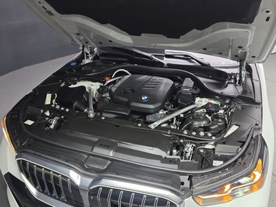 2024 BMW 5 SERIES — фото 7