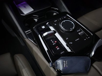 صورة مصغرة 12 لـ 2024 BMW 5 SERIES
