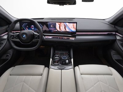 صورة 5 لـ 2025 BMW 5 SERIES