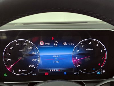 MERCEDES-BENZ GLC - 8