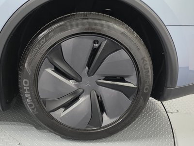 TESLA MODEL Y - 8