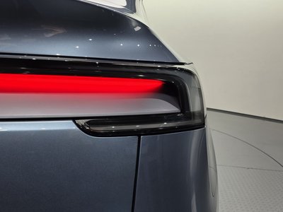 TESLA MODEL Y - 10