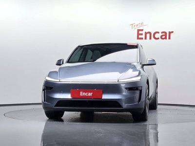 TESLA MODEL Y - 2