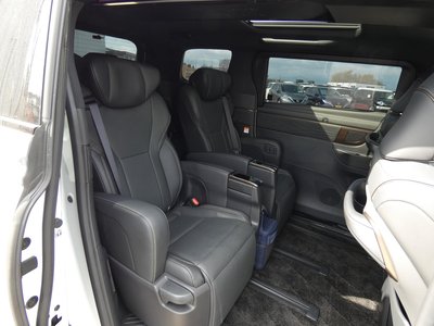 TOYOTA ALPHARD - 10