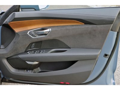 2023 AUDI E-TRON GT QUATTRO thumbnail 58