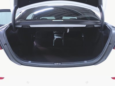 صورة مصغرة 32 لـ 2021 Mercedes-BENZ E-CLASS