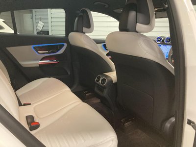 2026 Mercedes-BENZ GLC photo 8