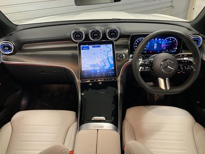 2026 Mercedes-BENZ GLC photo 4