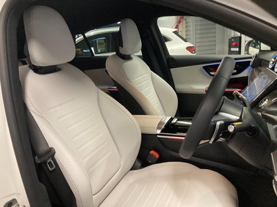 2026 Mercedes-BENZ GLC photo 5