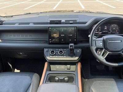 LAND ROVER DEFENDER 110 X DYNAMIC HSE D300 - 5