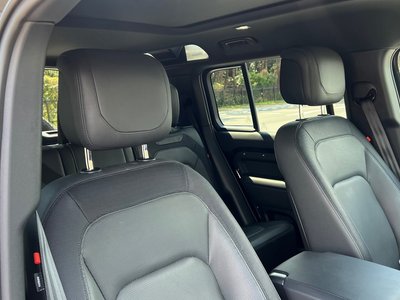 LAND ROVER DEFENDER 110 X DYNAMIC HSE D300 - 6