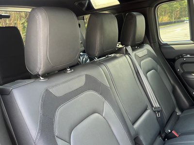 LAND ROVER DEFENDER 110 X DYNAMIC HSE D300 - 7