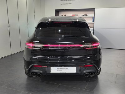 PORSCHE MACAN - 3