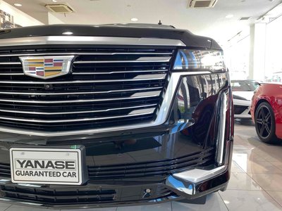 CADILLAC ESCALADE - 6