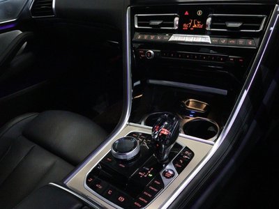 2022 BMW 8 SERIES CABRIOLET — миниатюра 36