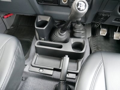 صورة مصغرة 25 لـ 2015 Toyota LAND CRUISER 70